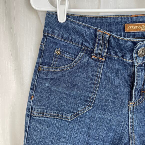 🌞 VTG Y2K St. John’s Bay Denim Bermuda Shorts Blue Jeans Capri Size 8P Petite - Picture 3 of 16